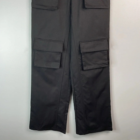 PRETTYLITTLETHING NWT Black Twill Pocket Detail High  Waist Cargo Pants Size 0 - Picture 6 of 12
